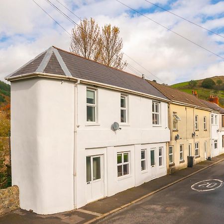 Riverside Great House In The Afan Forest Bike Park By Staystaycations Glyncorrwg Buitenkant foto